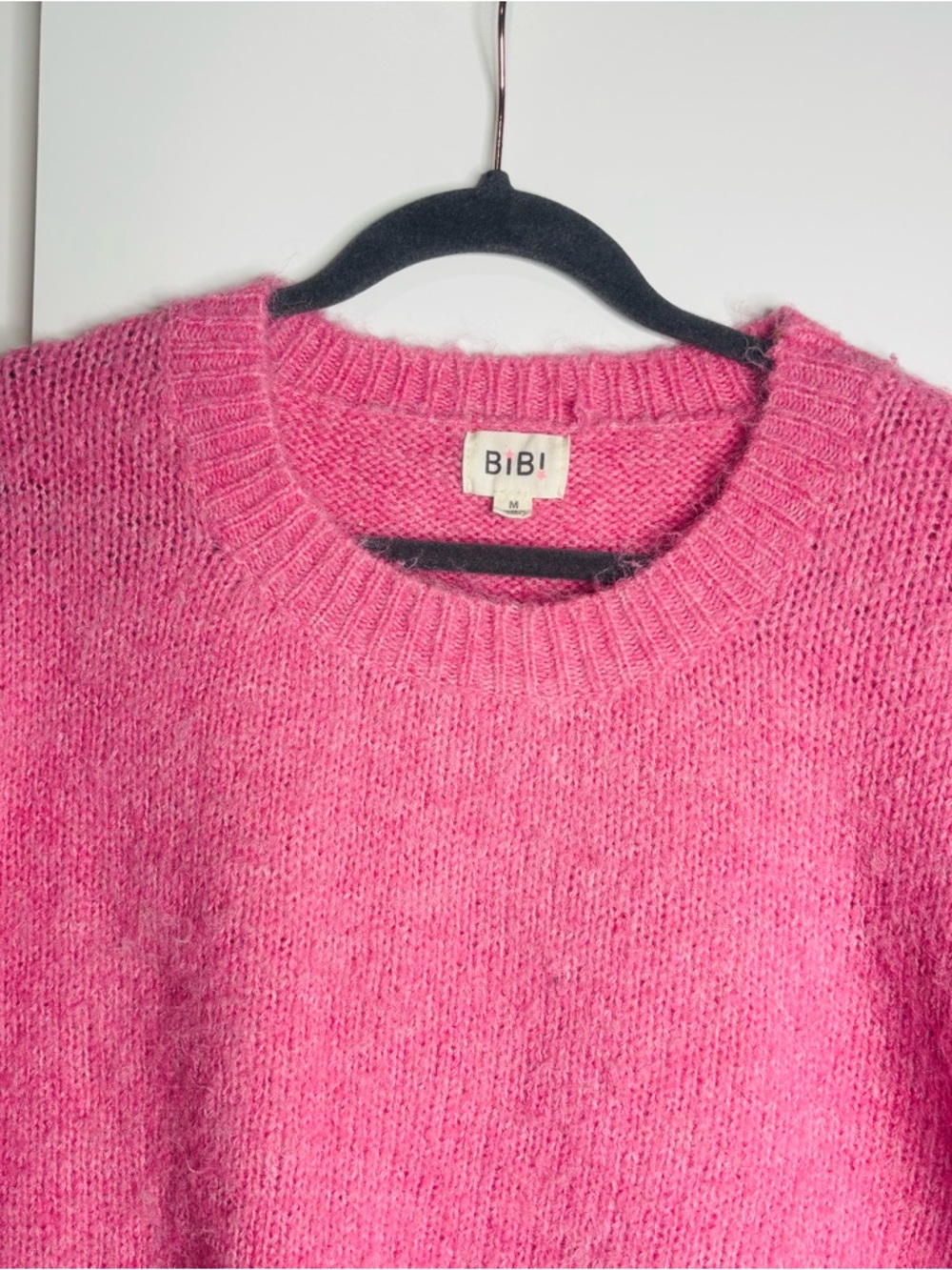 BiBi Fuzzy Puff-Sleeve Cropped Sweater in Hot Pink - Picture 10 of 11